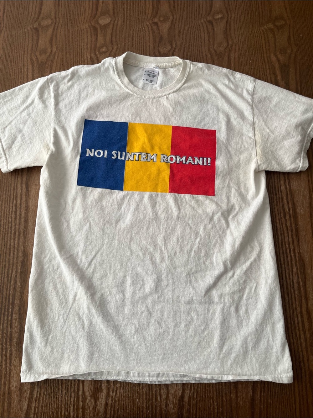 Vintage Romania Tee Gildan heavy cotton Men’s size medium